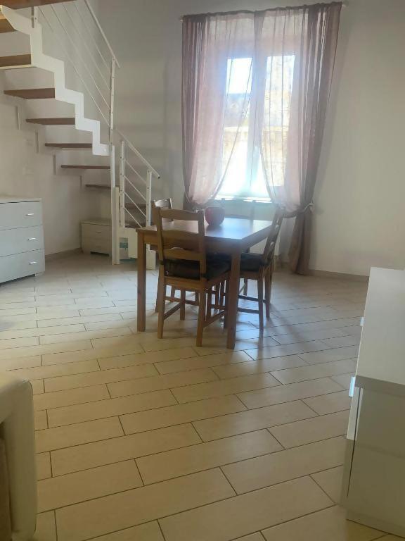 Odeon Apartment In Centro A Livorno Luaran gambar