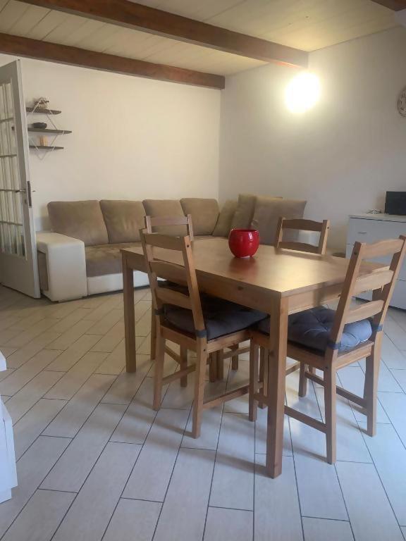 Odeon Apartment In Centro A Livorno Luaran gambar